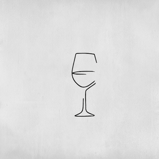Tatouage Verre à vin d’un trait minimaliste