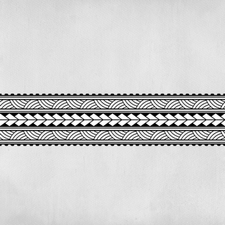 Maori arm bracelet tattoo in a tribal pattern all around.