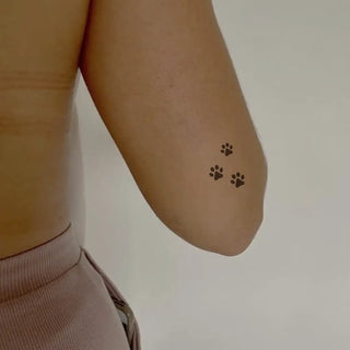 Tatouage Pattes de chien